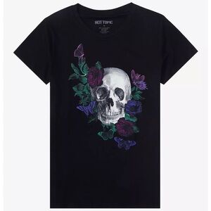 Hot Topic: Gothic Flower Skull Boyfriend Fit Girls T-Shirt